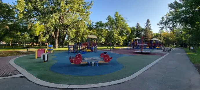 Henderson Lake Playground